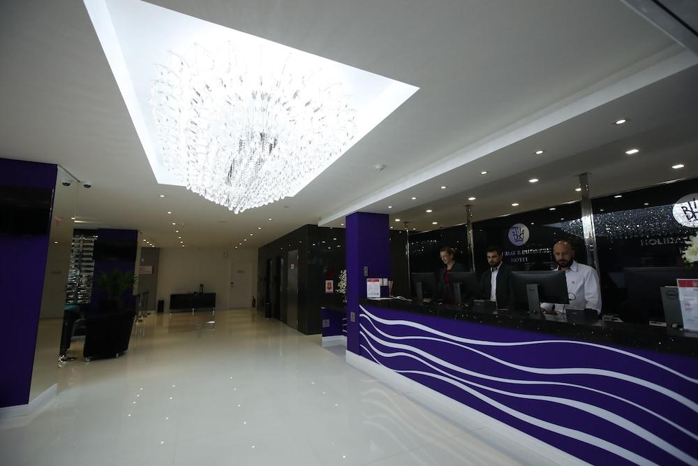 Holiday & Business Hotel - Em Frente Ao Centro De Eventos E Arena Conda Шапеко Экстерьер фото