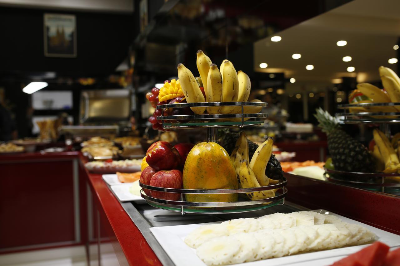 Holiday & Business Hotel - Em Frente Ao Centro De Eventos E Arena Conda Шапеко Экстерьер фото